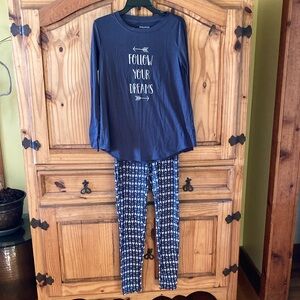 Sleepyheads gray white arrows Follow Your Dreams 2 piece pajamas set size M
